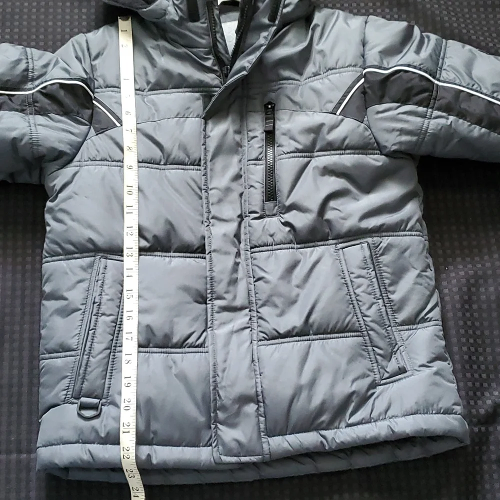F.O.G. by London Fog, gray coat, size medium (10-12) - Picture 11 of 12